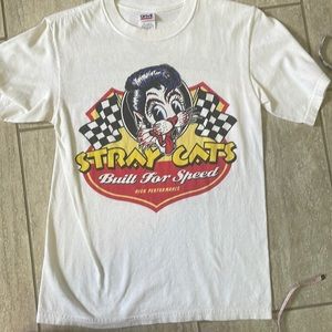 2007 vintage stray cats concert shirt.